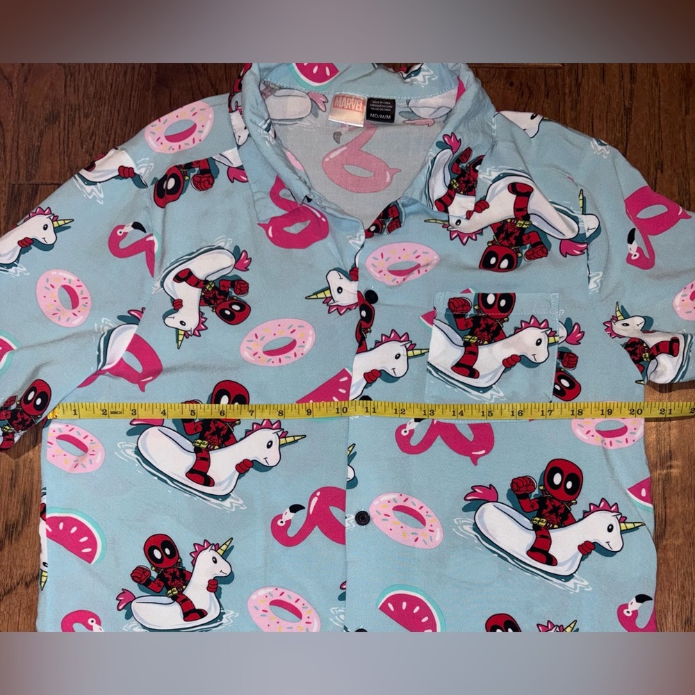 Marvel Deadpool Unicorn and Donut Casual Button Down Shirt Hawaiian Size Medium - Picture 6 of 7